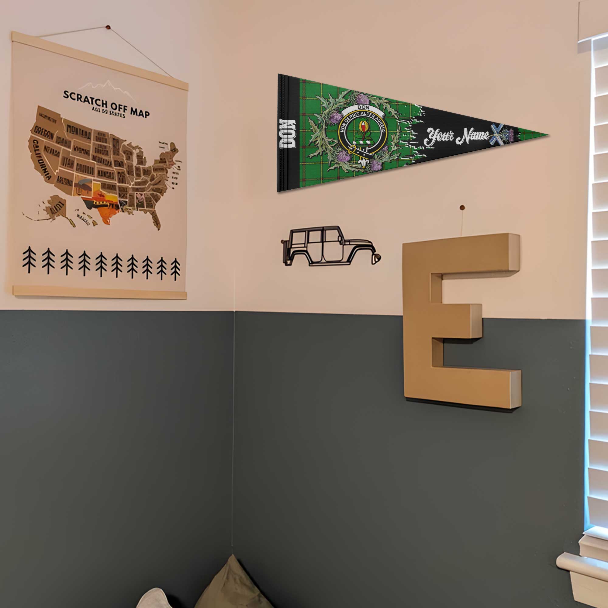 Clan Don Tartan Felt Pennant Crest And Plaid Basic Style