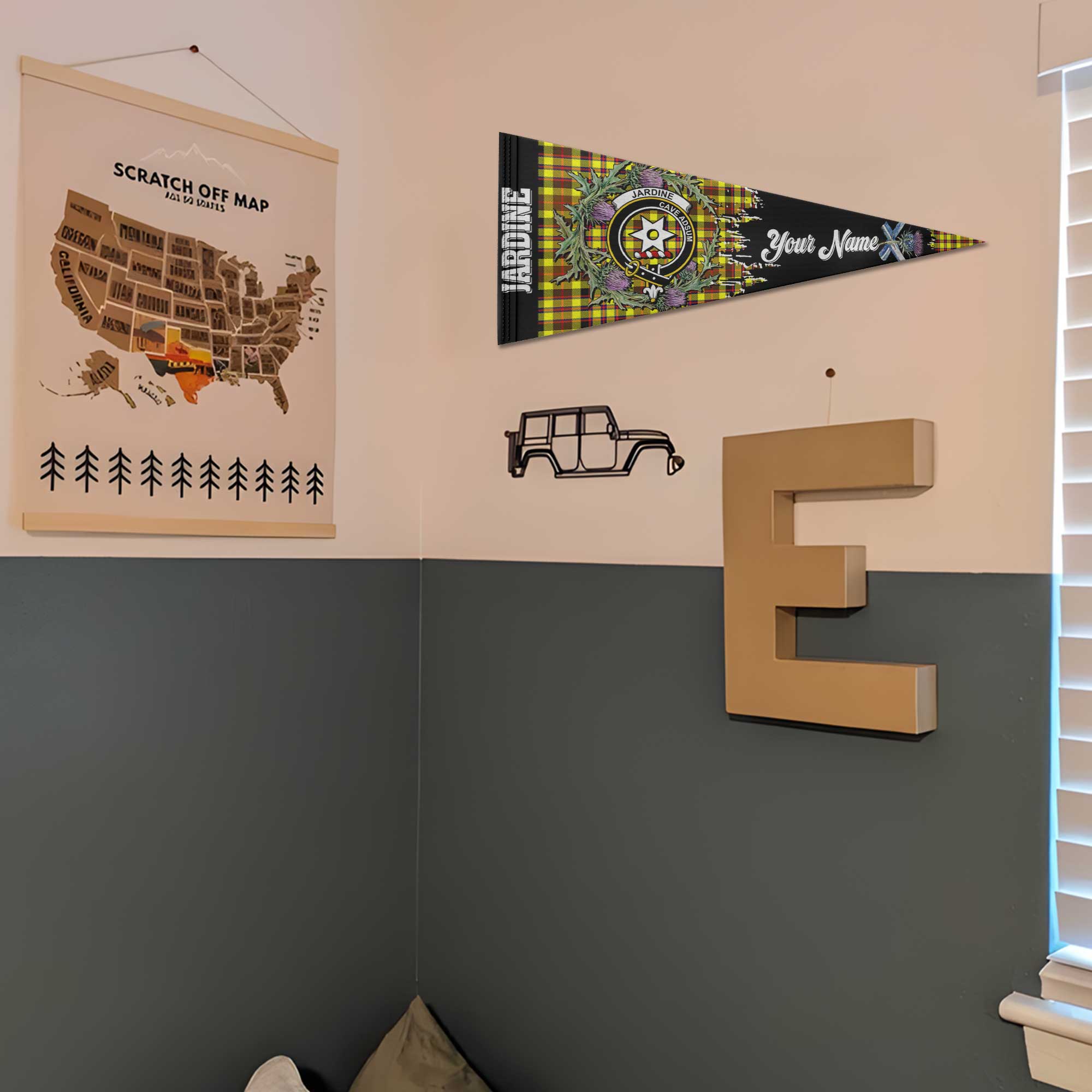 Clan Jardine Tartan Felt Pennant Crest And Plaid Basic Style