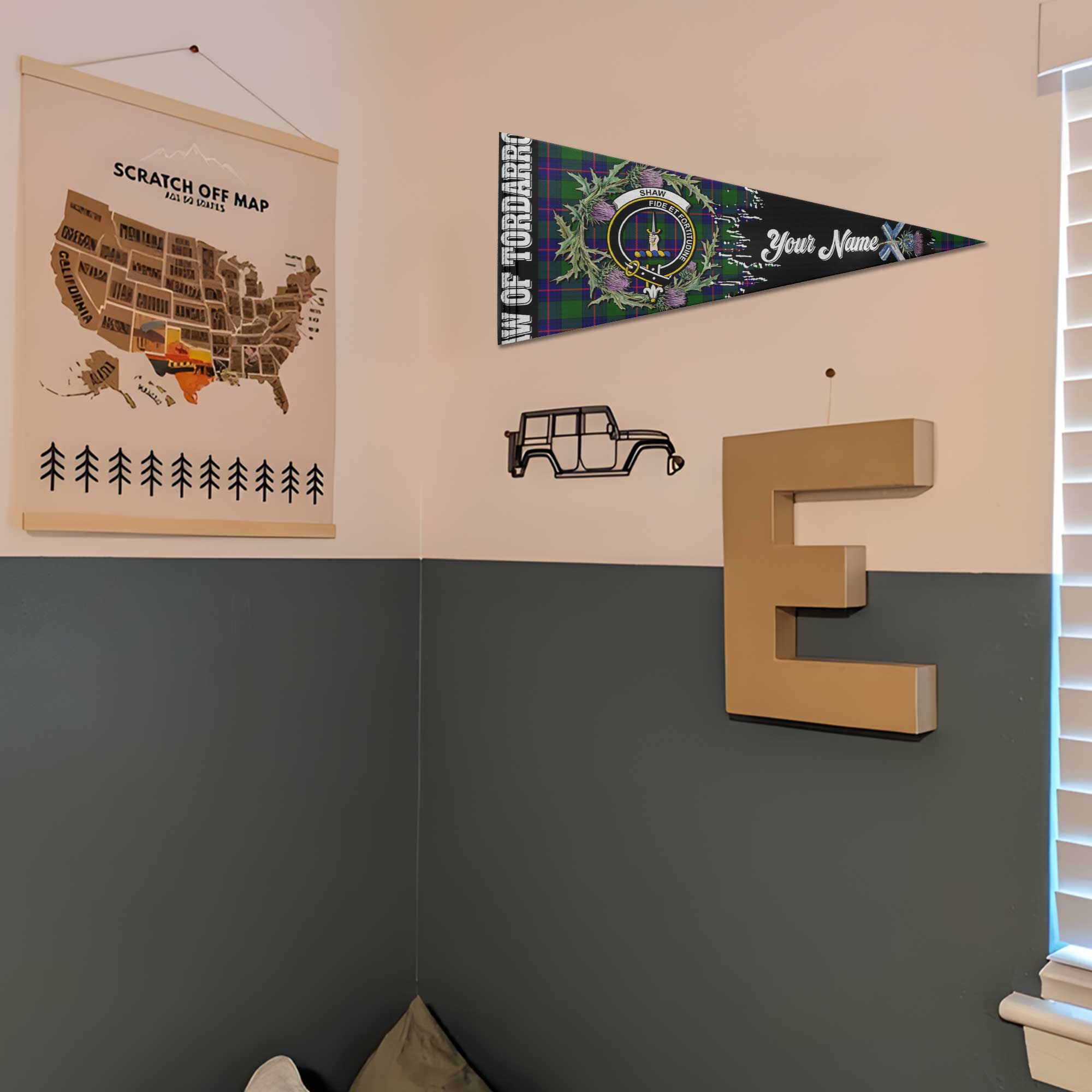 Clan Shaw Of Tordarroch Tartan Felt Pennant Crest And Plaid Basic Style