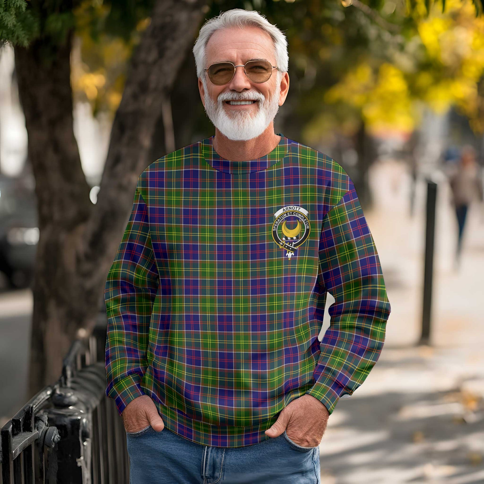 Clan Arnott Tartan Men Sweatshirt Crest And Plaid Basic Style