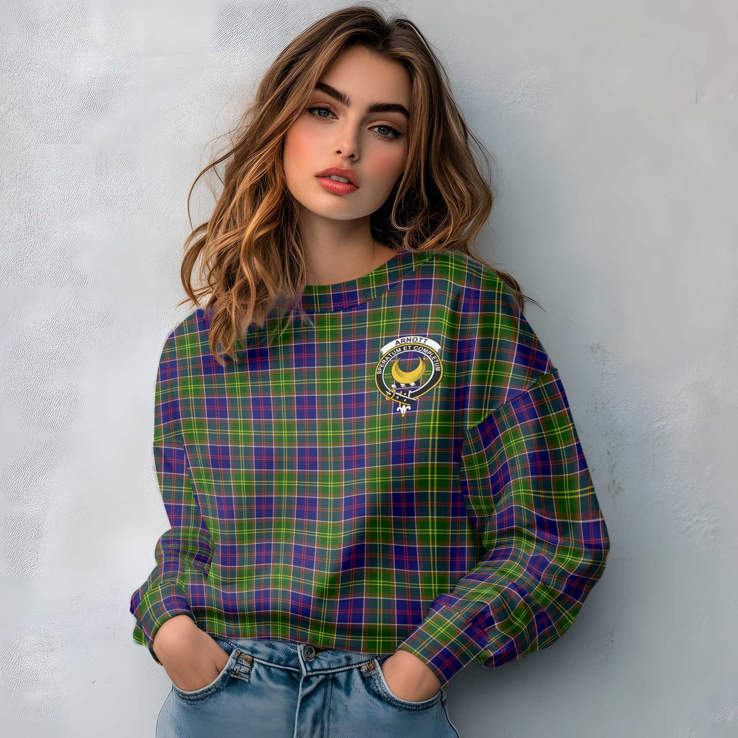 Clan Arnott Tartan Women Sweatshirt Crest And Plaid Basic Style