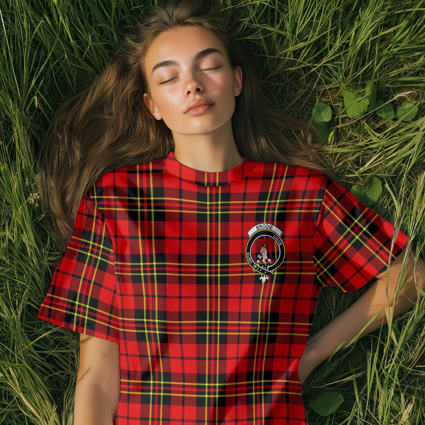 Clan Brodie Tartan Women T Shirt Crest And Plaid Basic Style