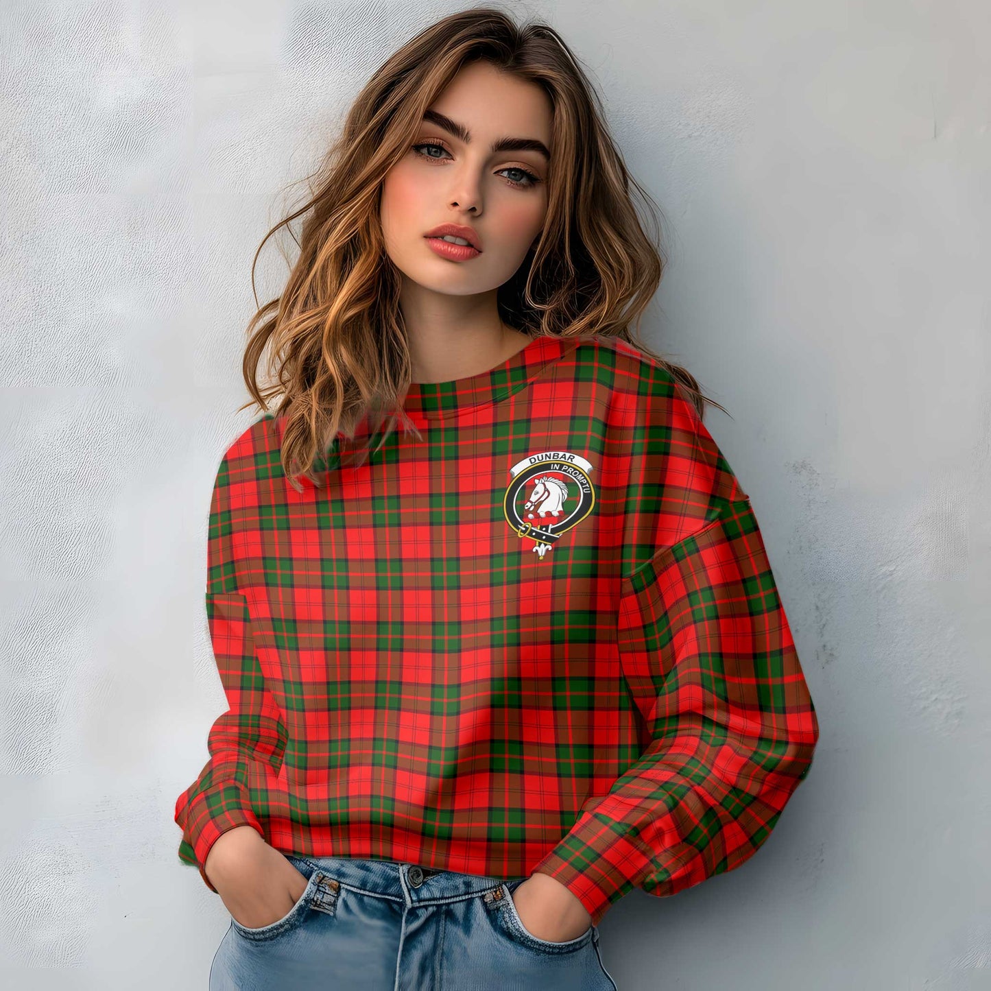 Clan Dunbar Tartan Women Sweatshirt Crest And Plaid Basic Style