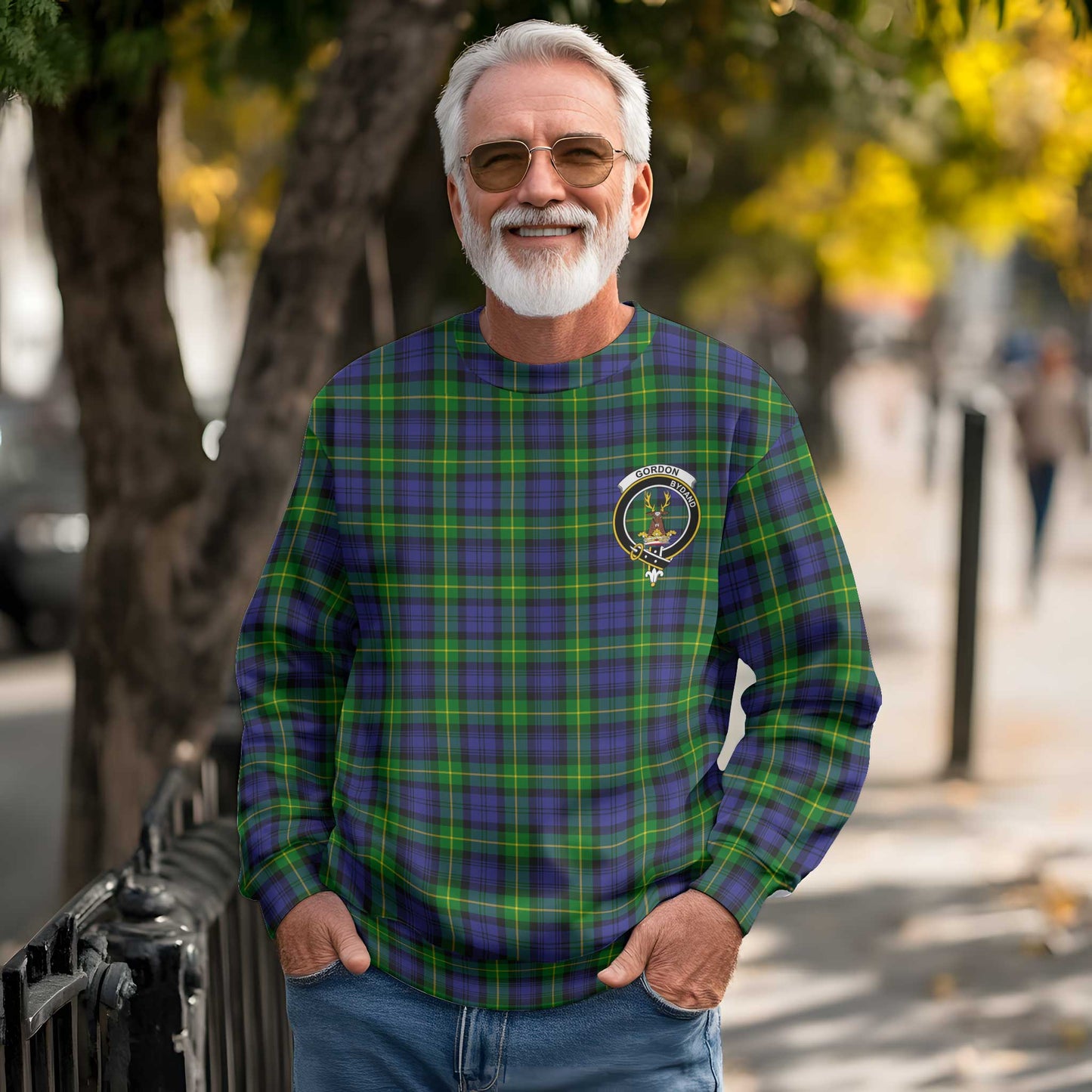 Clan Gordon Tartan Men Sweatshirt Crest And Plaid Basic Style