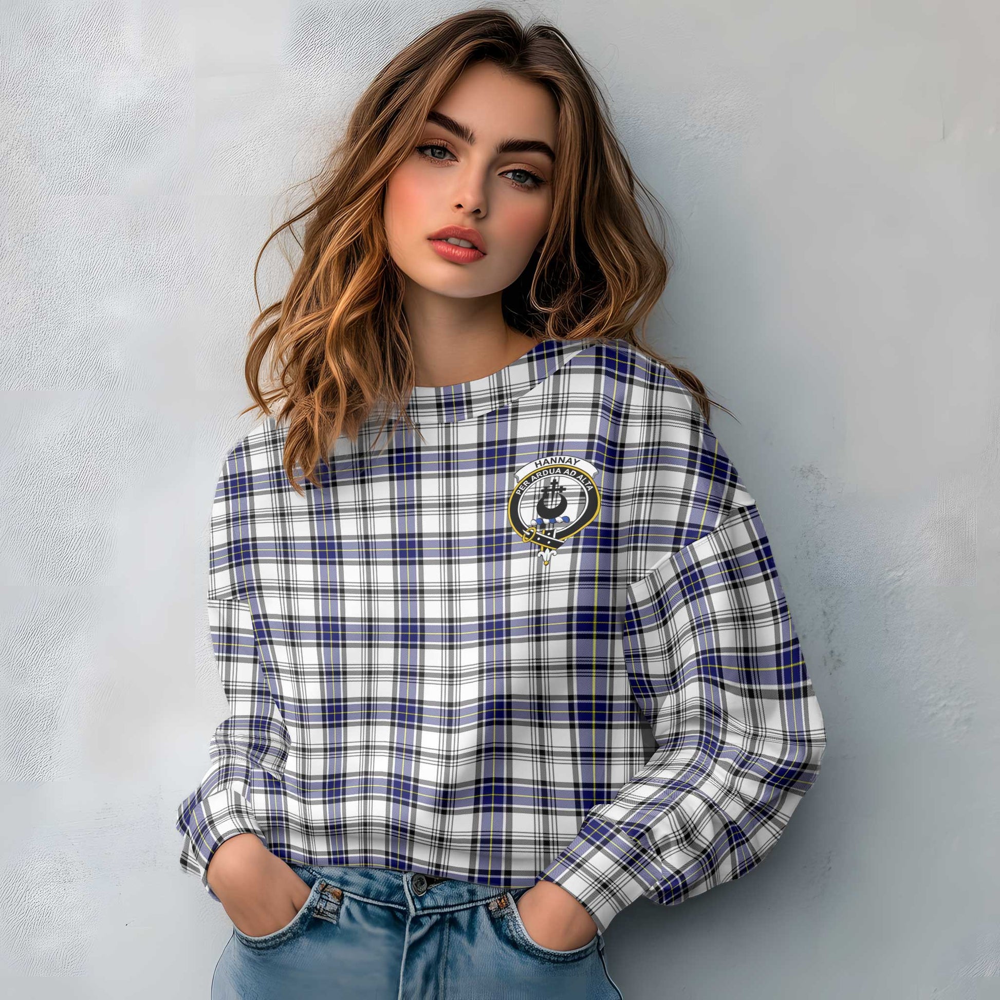 Clan Hannay Tartan Women Sweatshirt Crest And Plaid Basic Style