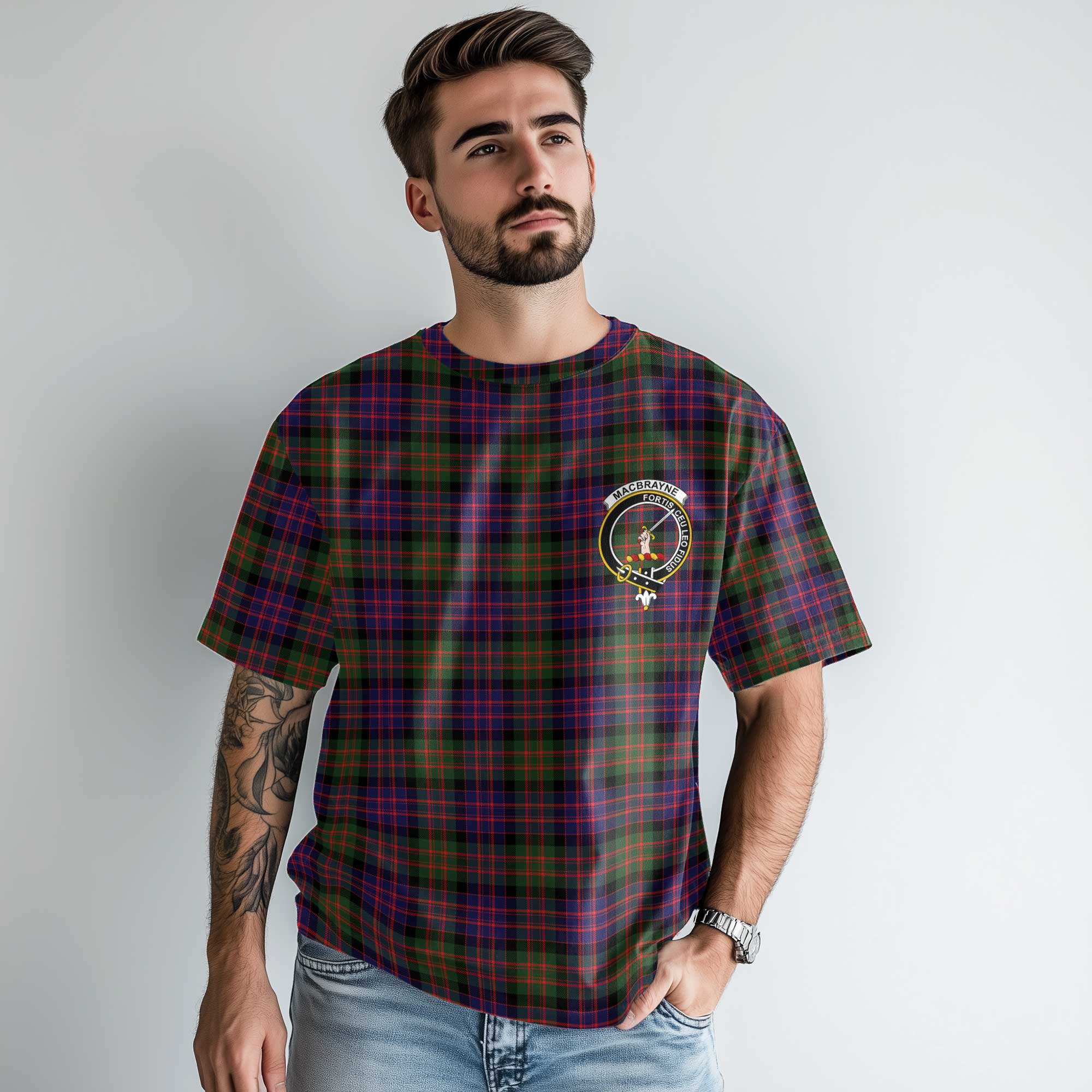 Clan Macbrayne Tartan Men T Shirt Crest And Plaid Basic Style