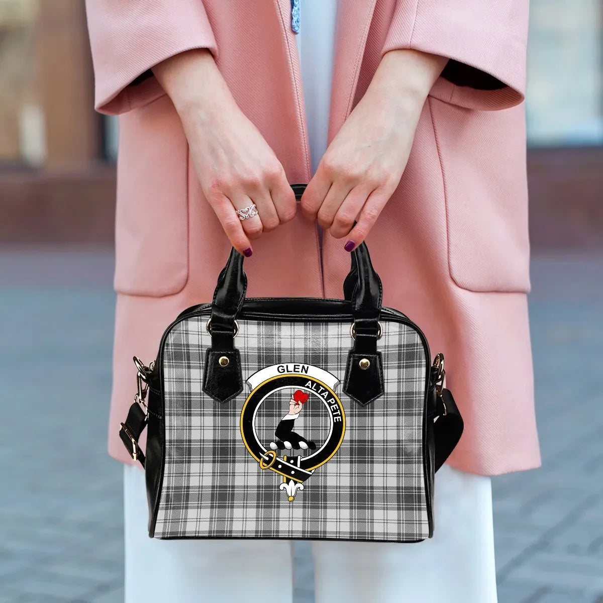 Glen Tartan Crest Shoulder Handbag