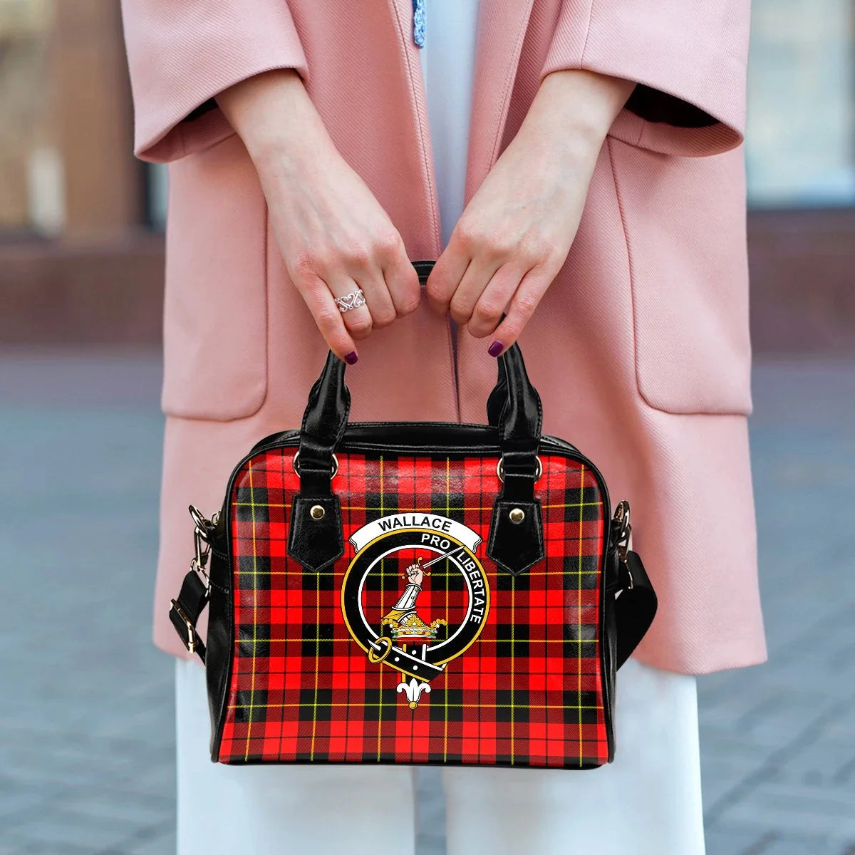 Wallace Hunting, Red Tartan Crest Shoulder Handbag