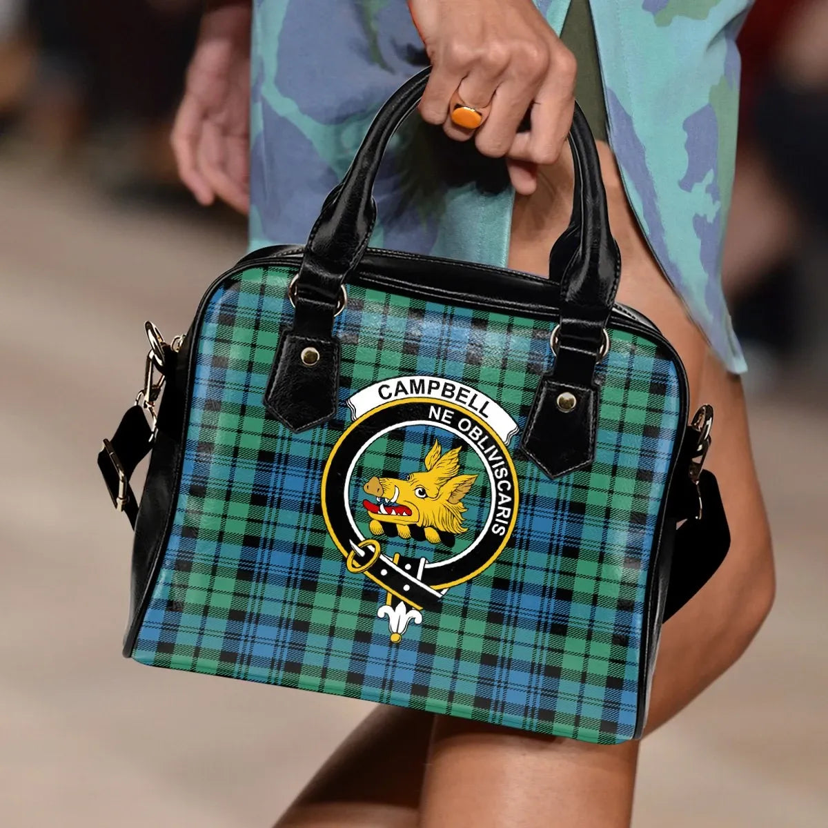 Campbell Ancient 01 Tartan Crest Shoulder Handbag