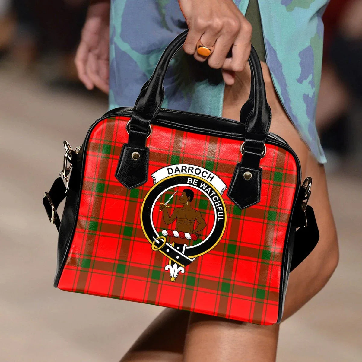 Darroch Tartan Crest Shoulder Handbag