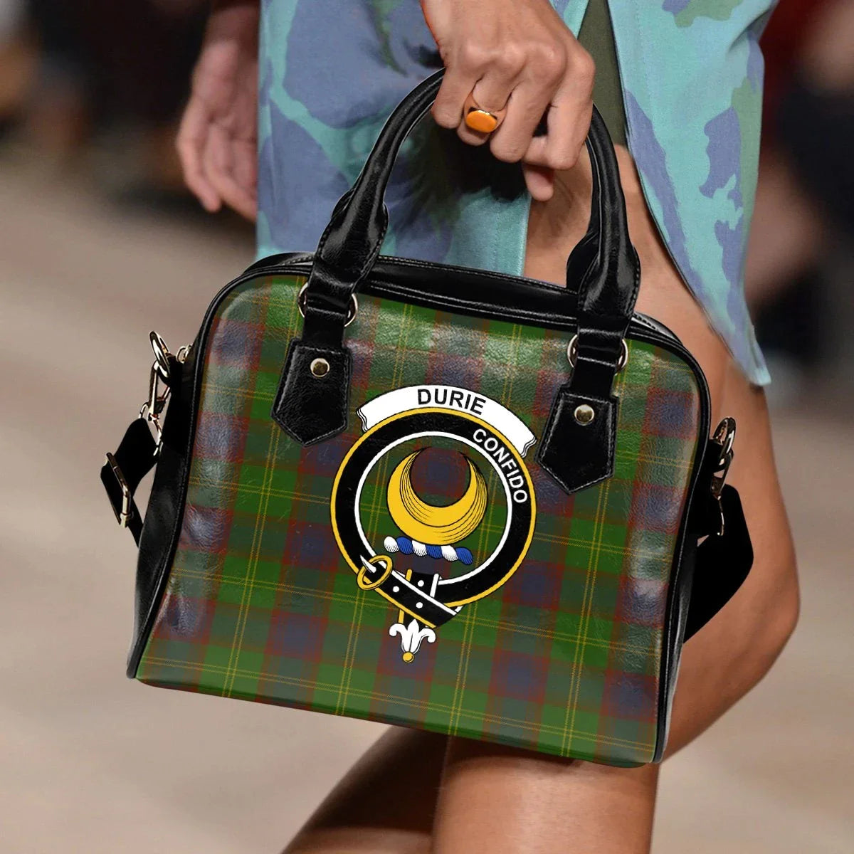 Durie Tartan Crest Shoulder Handbag