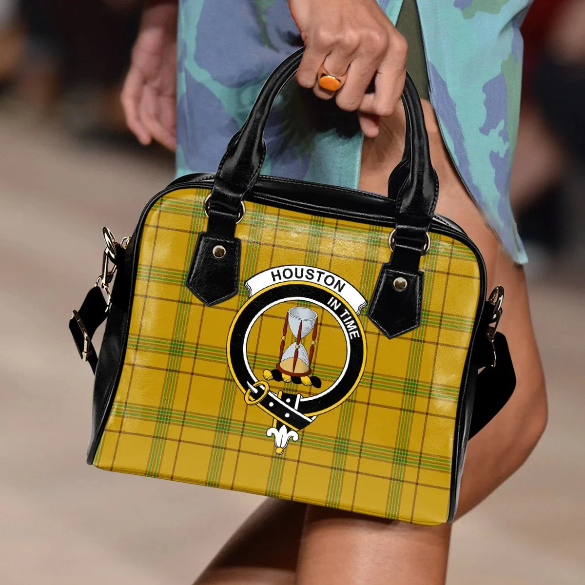 Houston Tartan Crest Shoulder Handbag