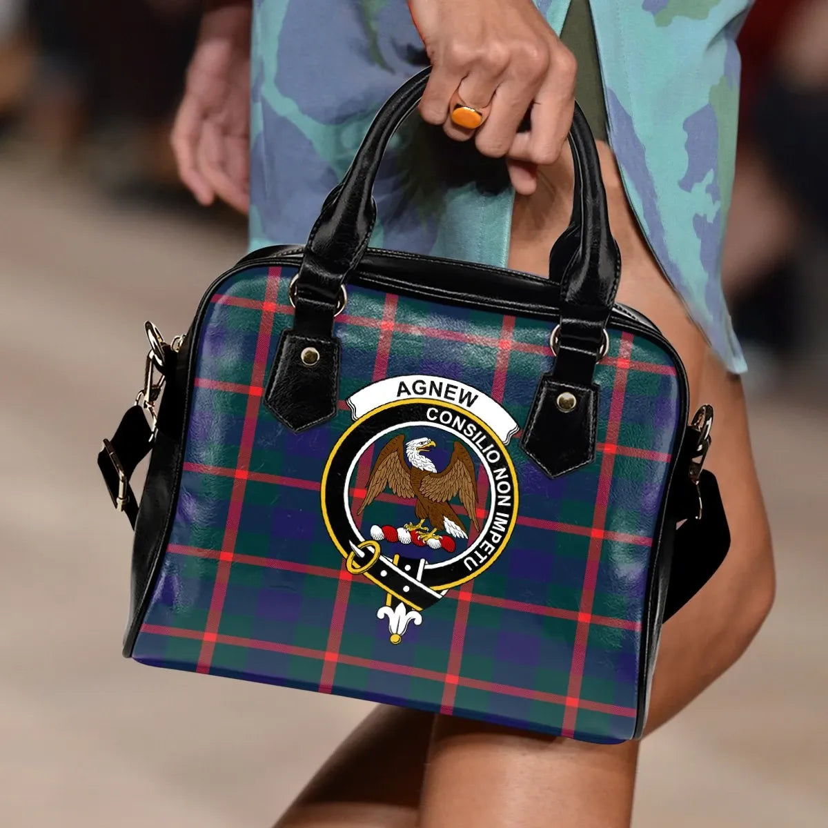 Agnew Modern Tartan Crest Shoulder Handbag
