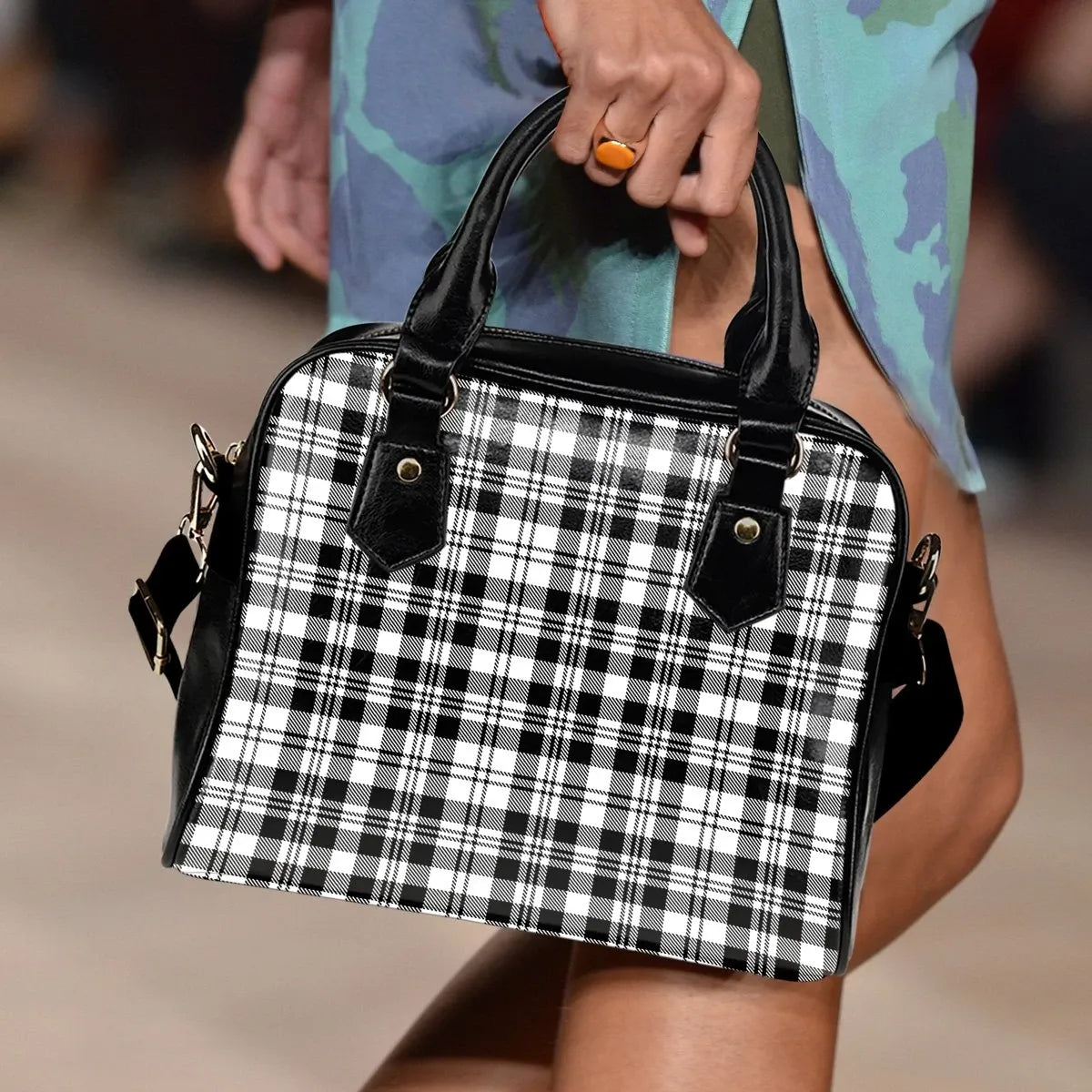 Scott Black & White Modern Tartan Plaid Shoulder Handbag