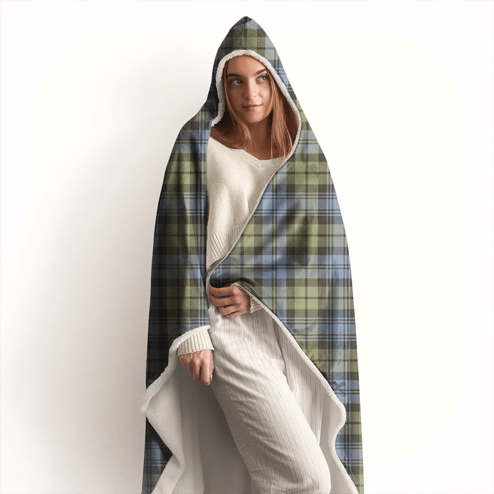 Campbell Faded Tartan Crest Hooded Blanket