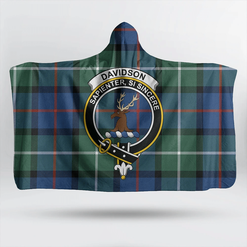 Davidson of Tulloch Tartan Crest Hooded Blanket