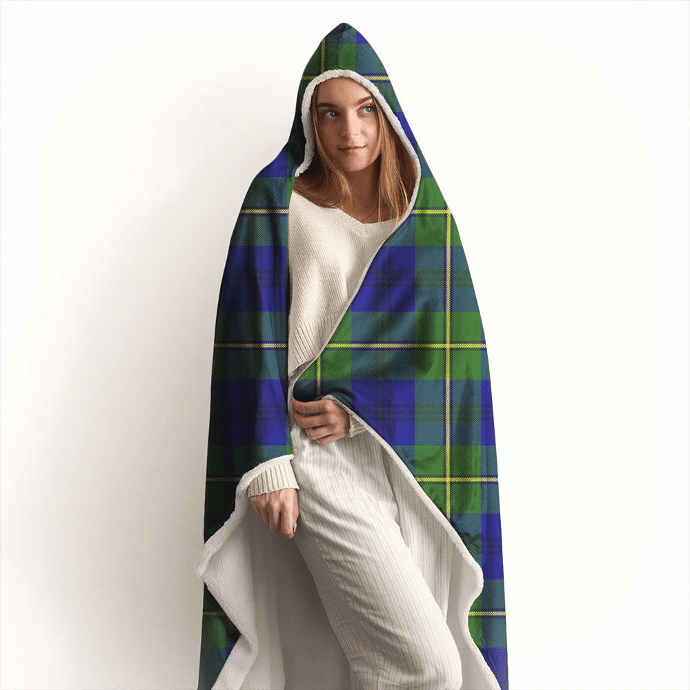 Johnston Modern Tartan Crest Hooded Blanket
