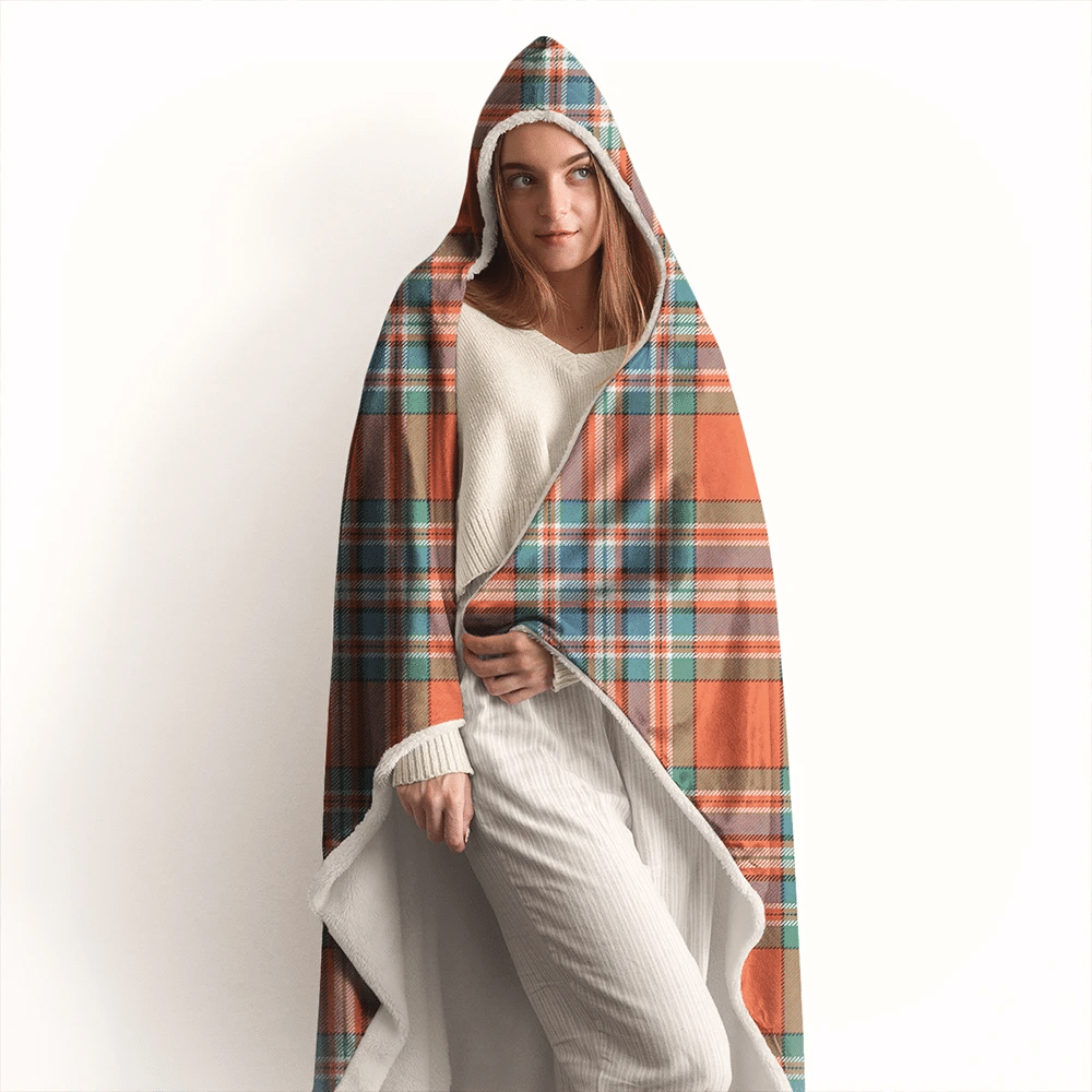 Roberton Tartan Crest Hooded Blanket