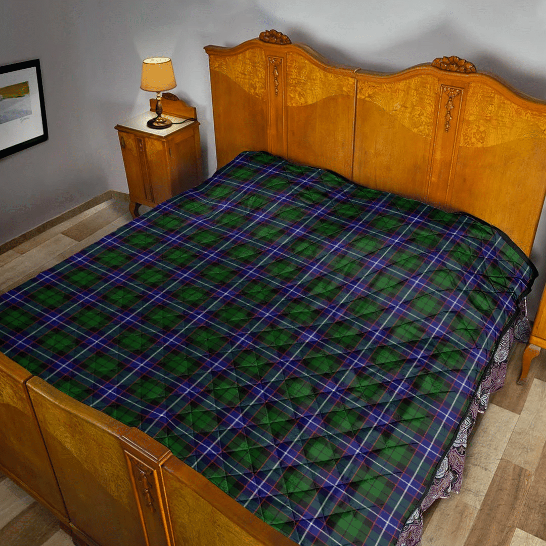 Russell Modern Tartan Plaid Quilt