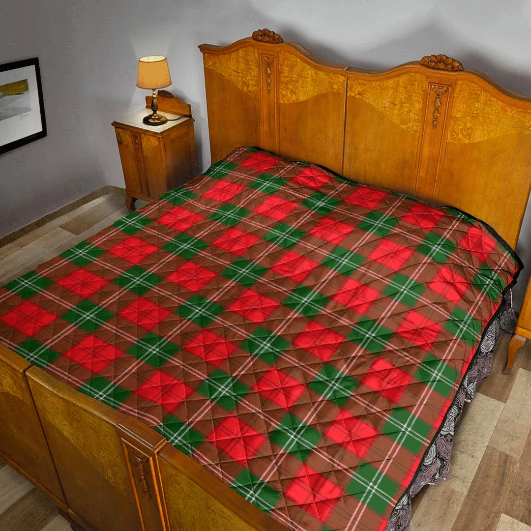 Lennox Modern Tartan Plaid Quilt