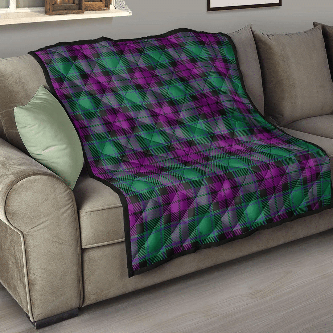 MacArthur ��� Milton Tartan Plaid Quilt