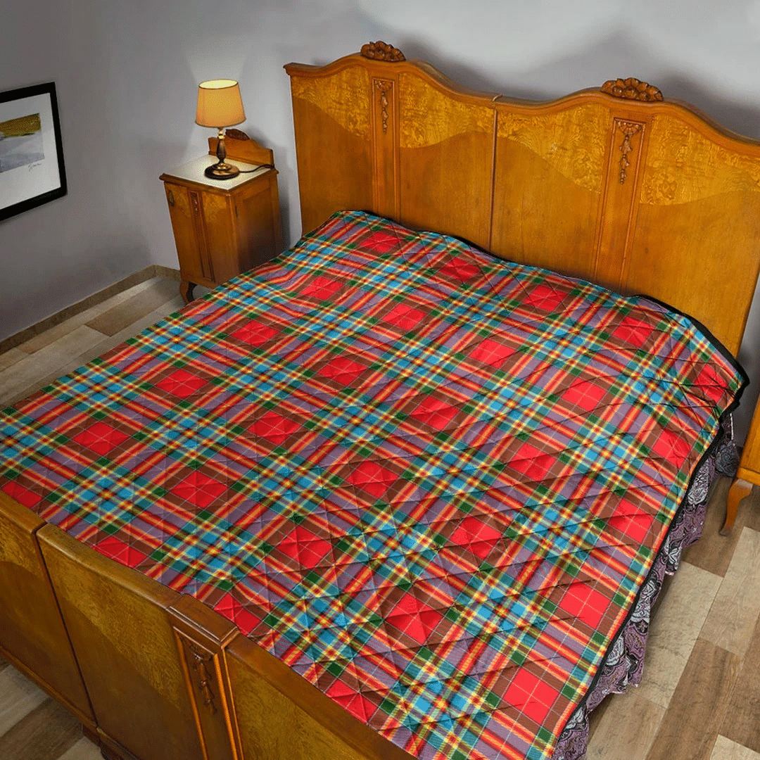 Chattan Tartan Plaid Quilt