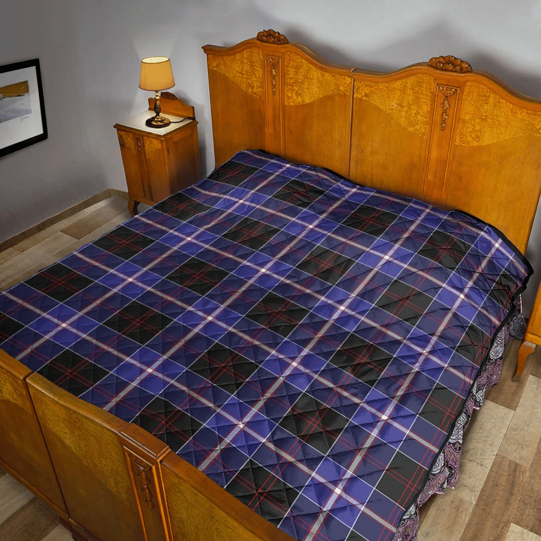 Dunlop Modern Tartan Plaid Quilt