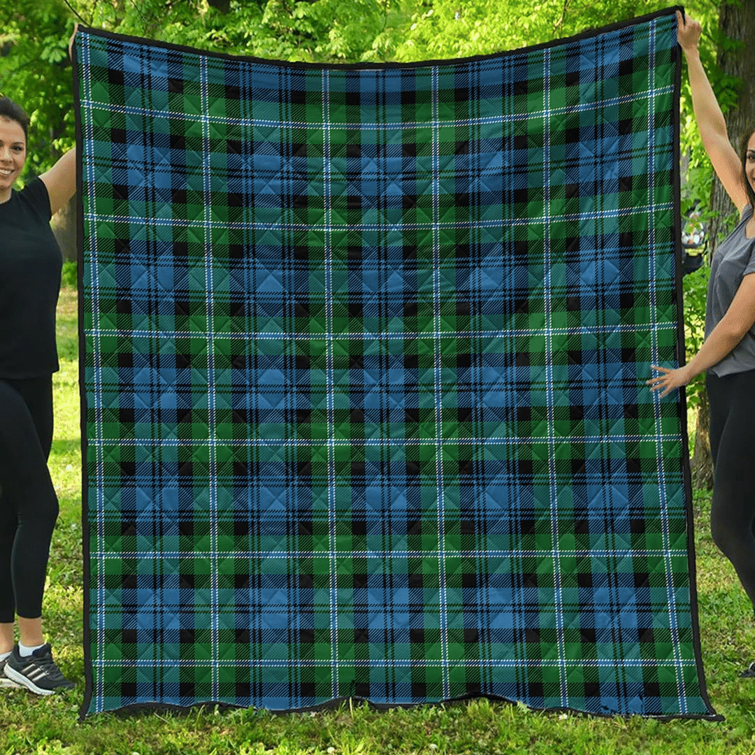 Lyon Clan Tartan Plaid Quilt