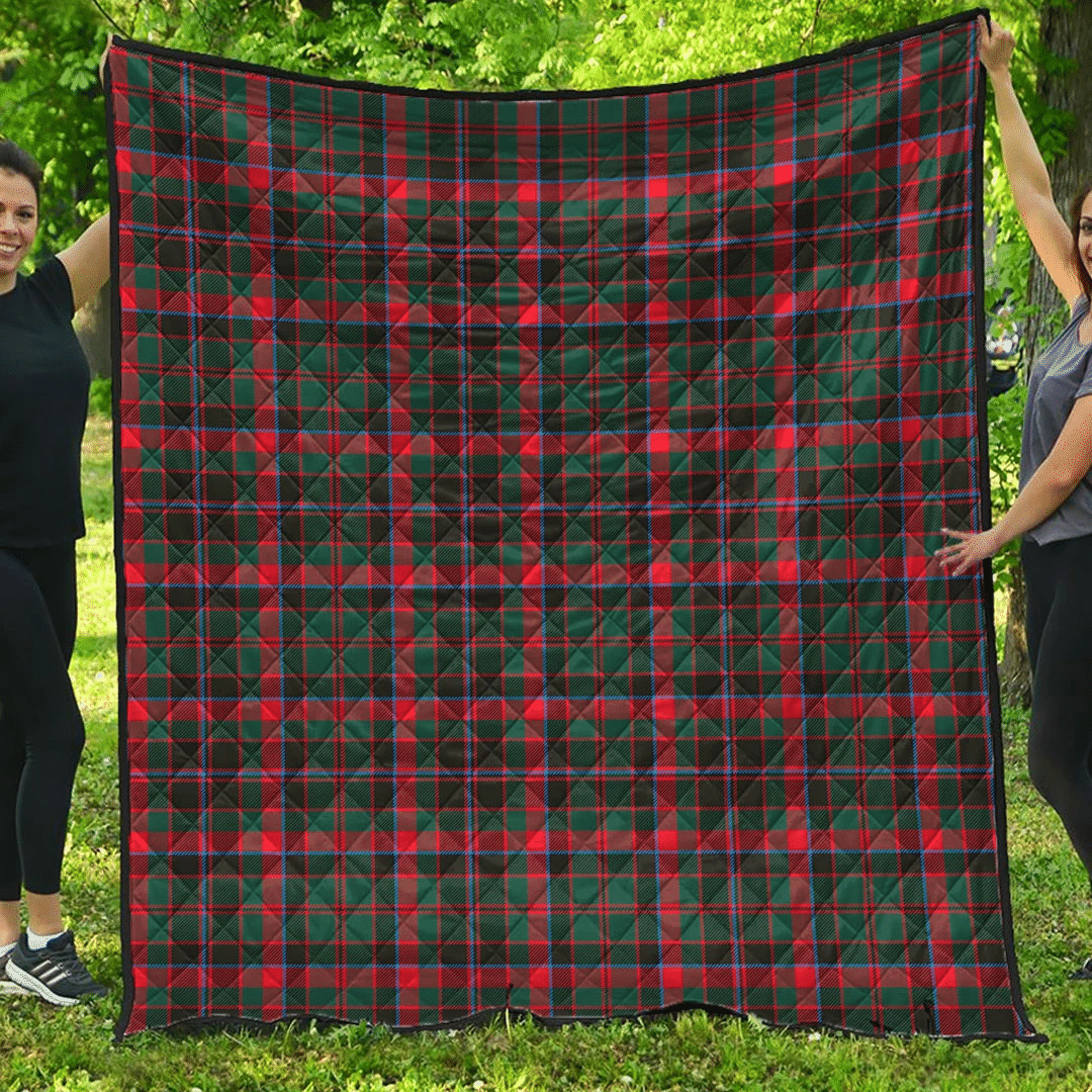 Cumming Hunting Modern Tartan Plaid Quilt