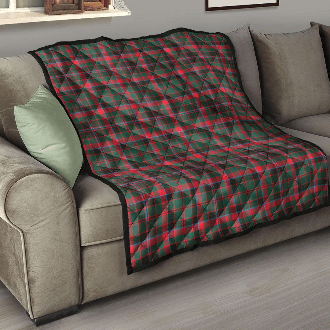 Cumming Hunting Modern Tartan Plaid Quilt