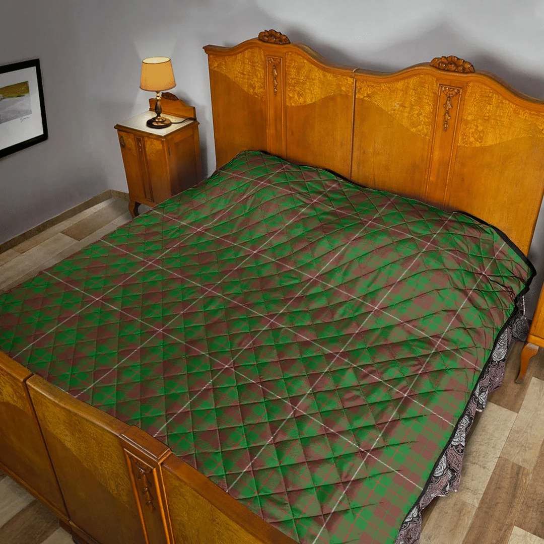 MacKinnon Hunting Modern Tartan Plaid Quilt