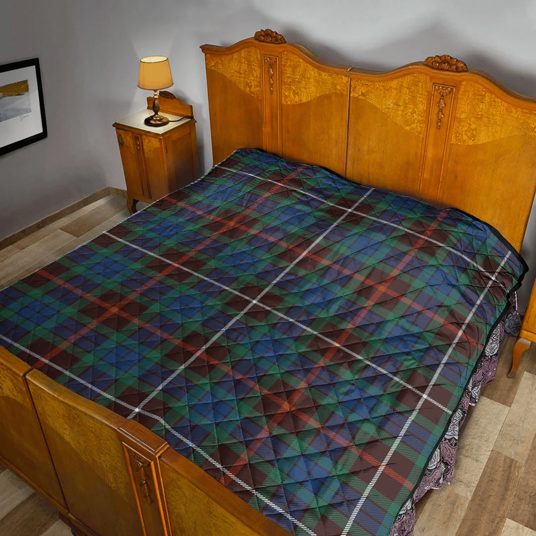 Fraser Hunting Ancient Tartan Plaid Quilt