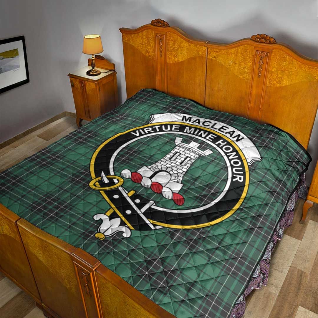 MacLean Hunting Tartan Crest Quilt