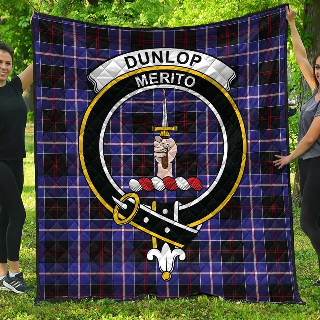 Dunlop Modern Tartan Crest Quilt