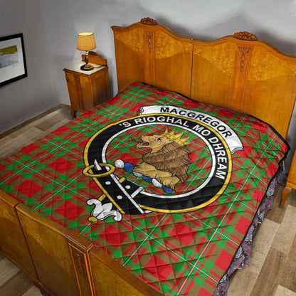 MacGregor Modern Tartan Crest Quilt