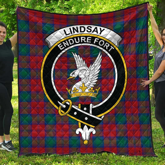 Lindsay Modern Tartan Crest Quilt