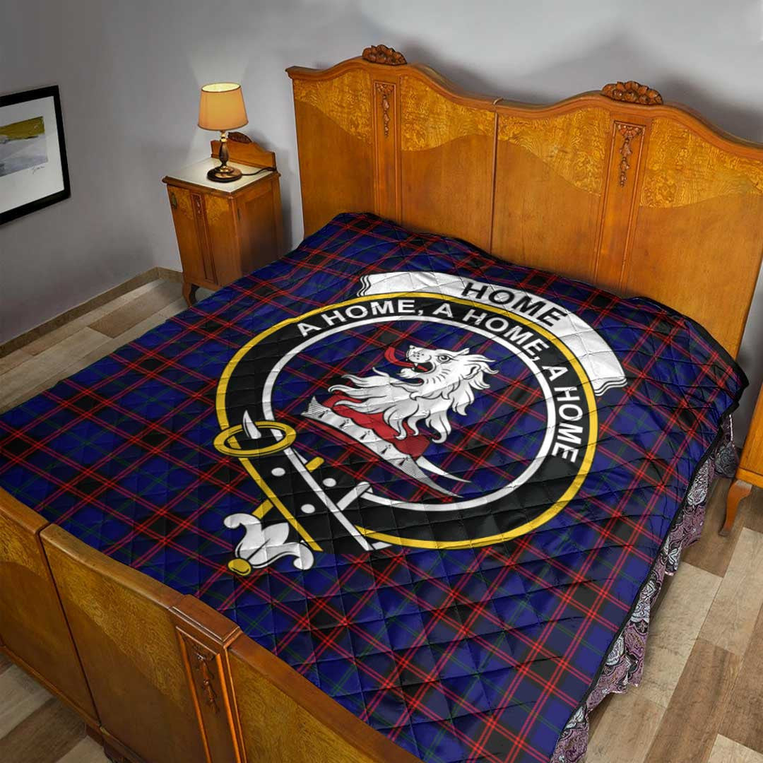 Home Modern Tartan Crest Quilt