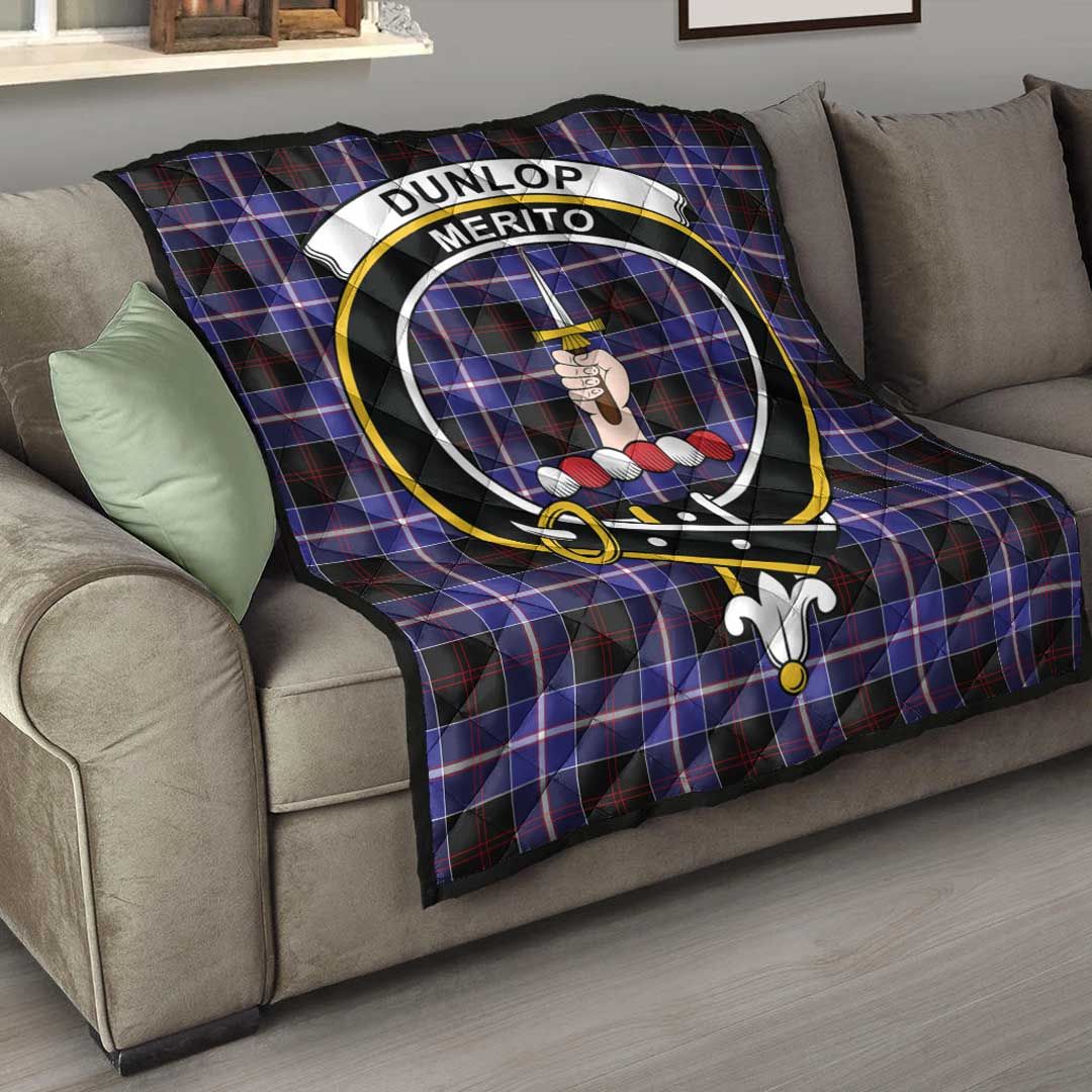 Dunlop Modern Tartan Crest Quilt