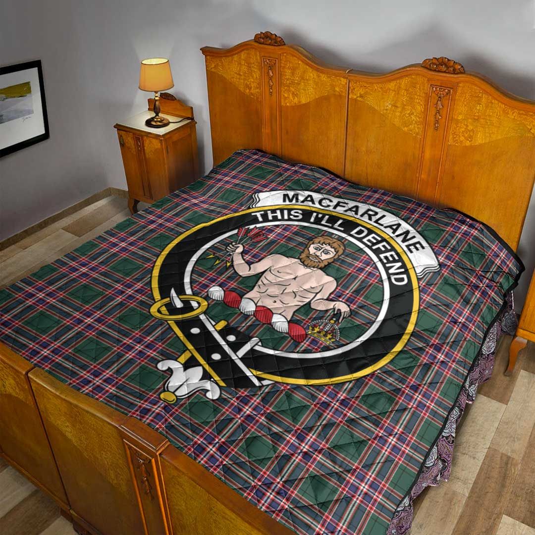 MacFarlane Hunting Modern Tartan Crest Quilt