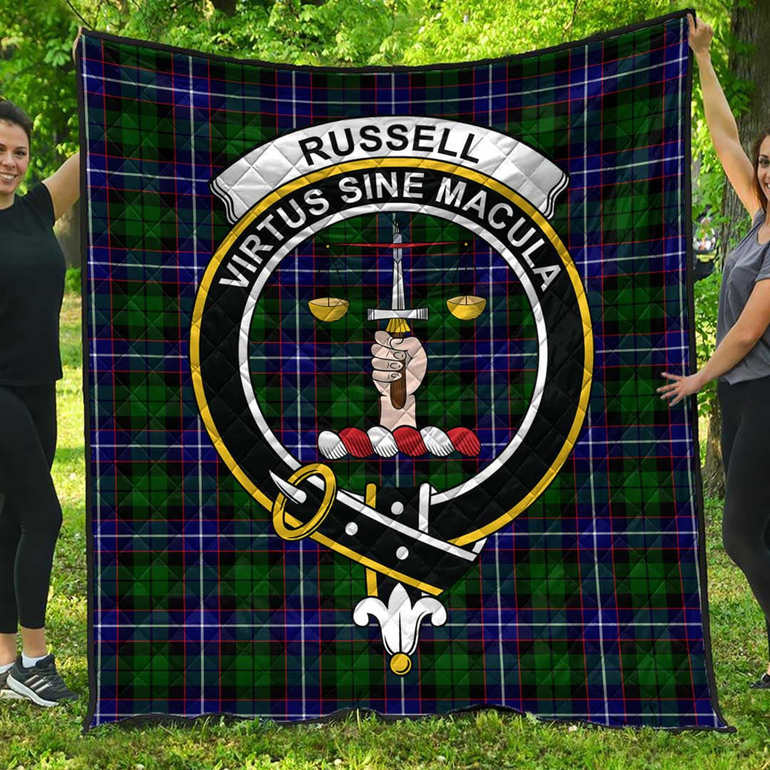 Russell Modern Tartan Crest Quilt