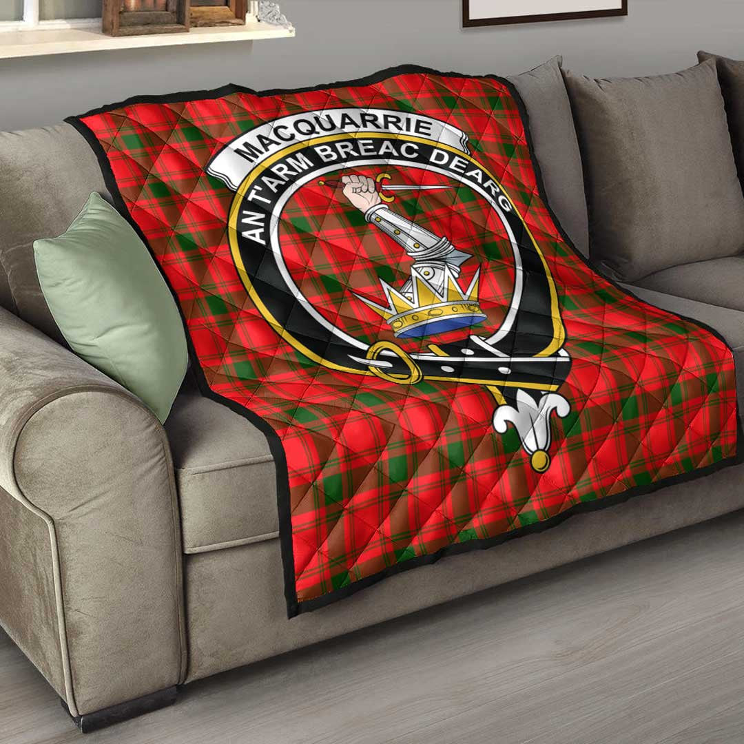 MacQuarrie Modern Tartan Crest Quilt