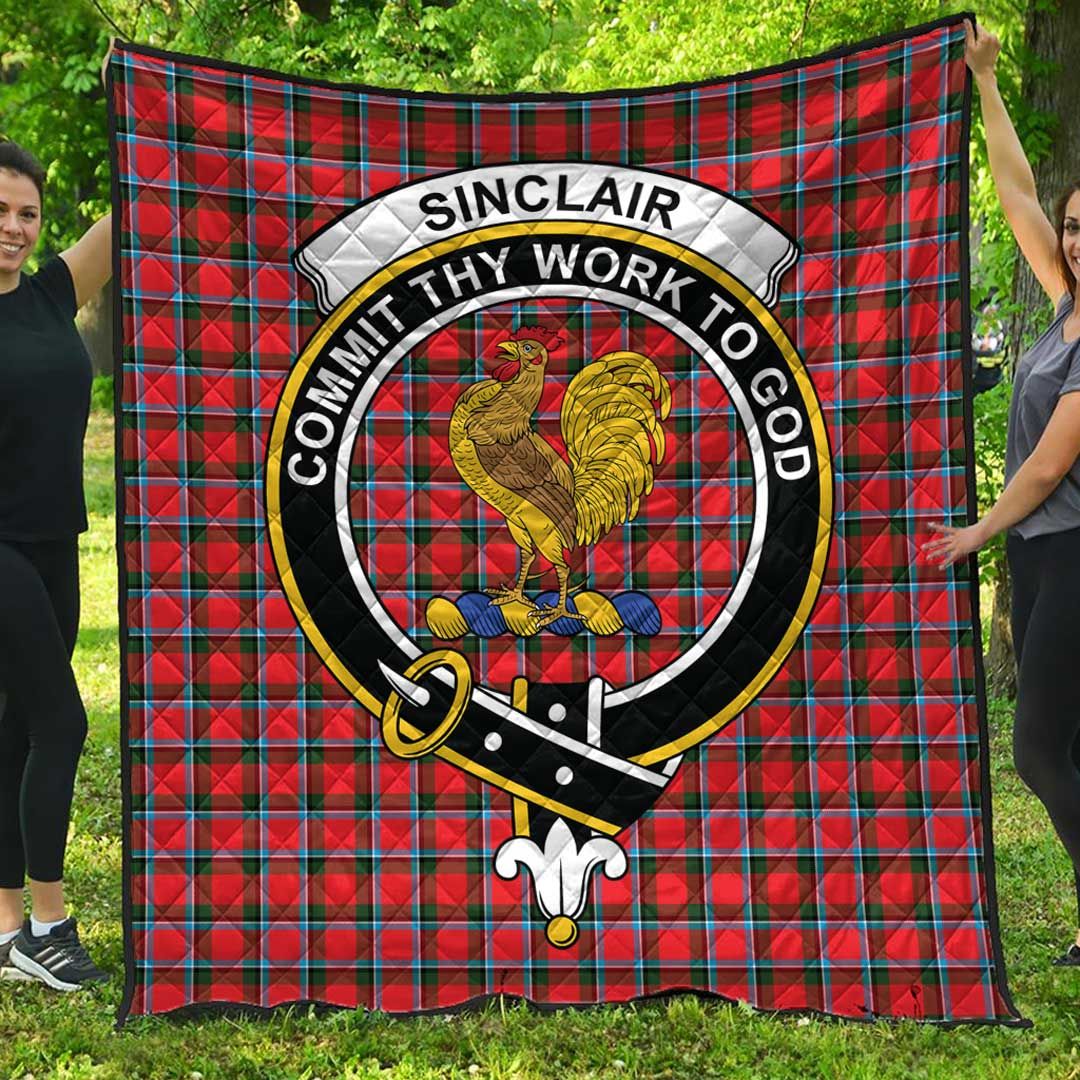 Sinclair Modern Tartan Crest Quilt