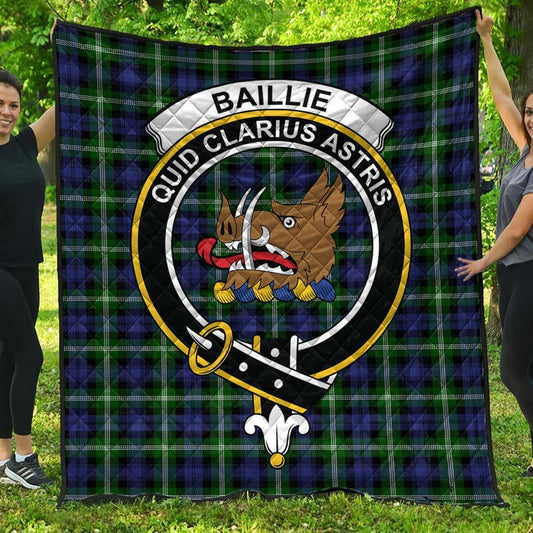 Baillie Modern Tartan Crest Quilt