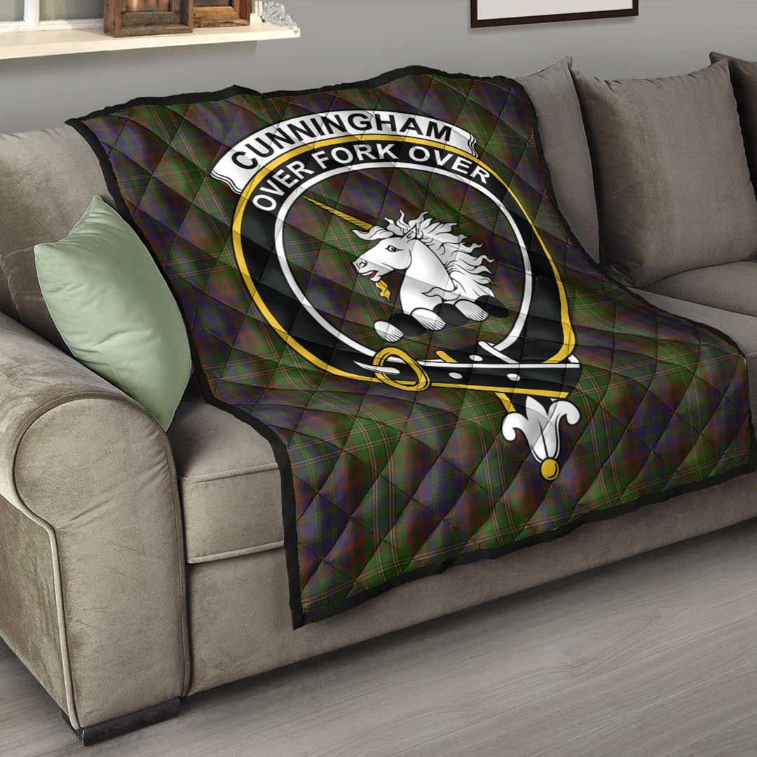 Cunningham Hunting Modern Tartan Crest Quilt