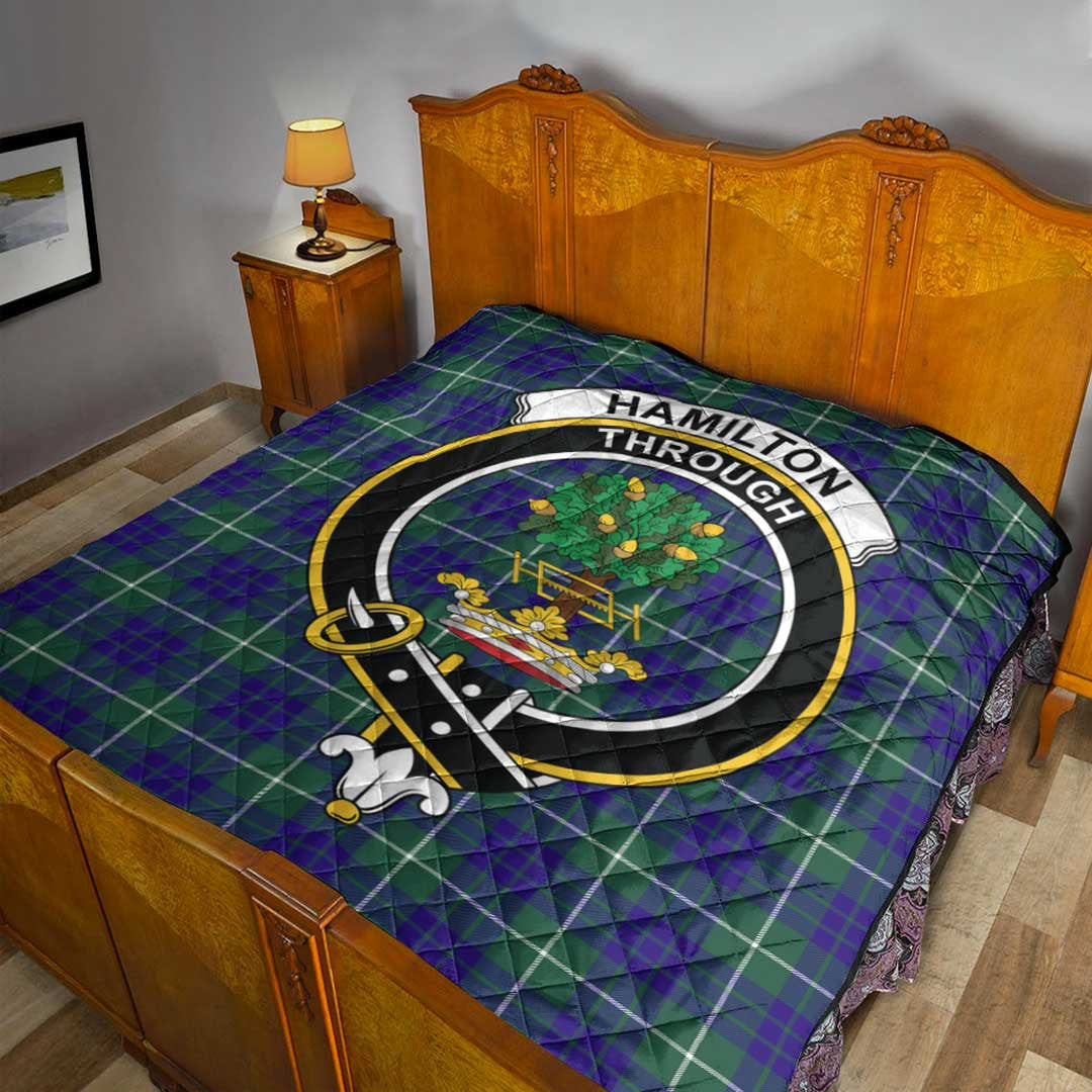 Hamilton Hunting Modern Tartan Crest Quilt