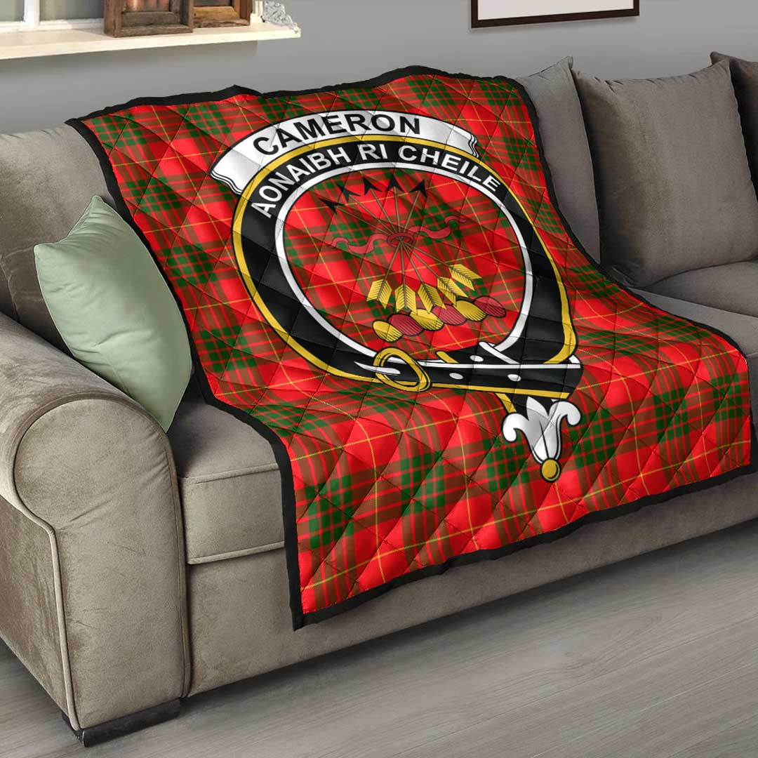 Cameron Modern Tartan Crest Quilt