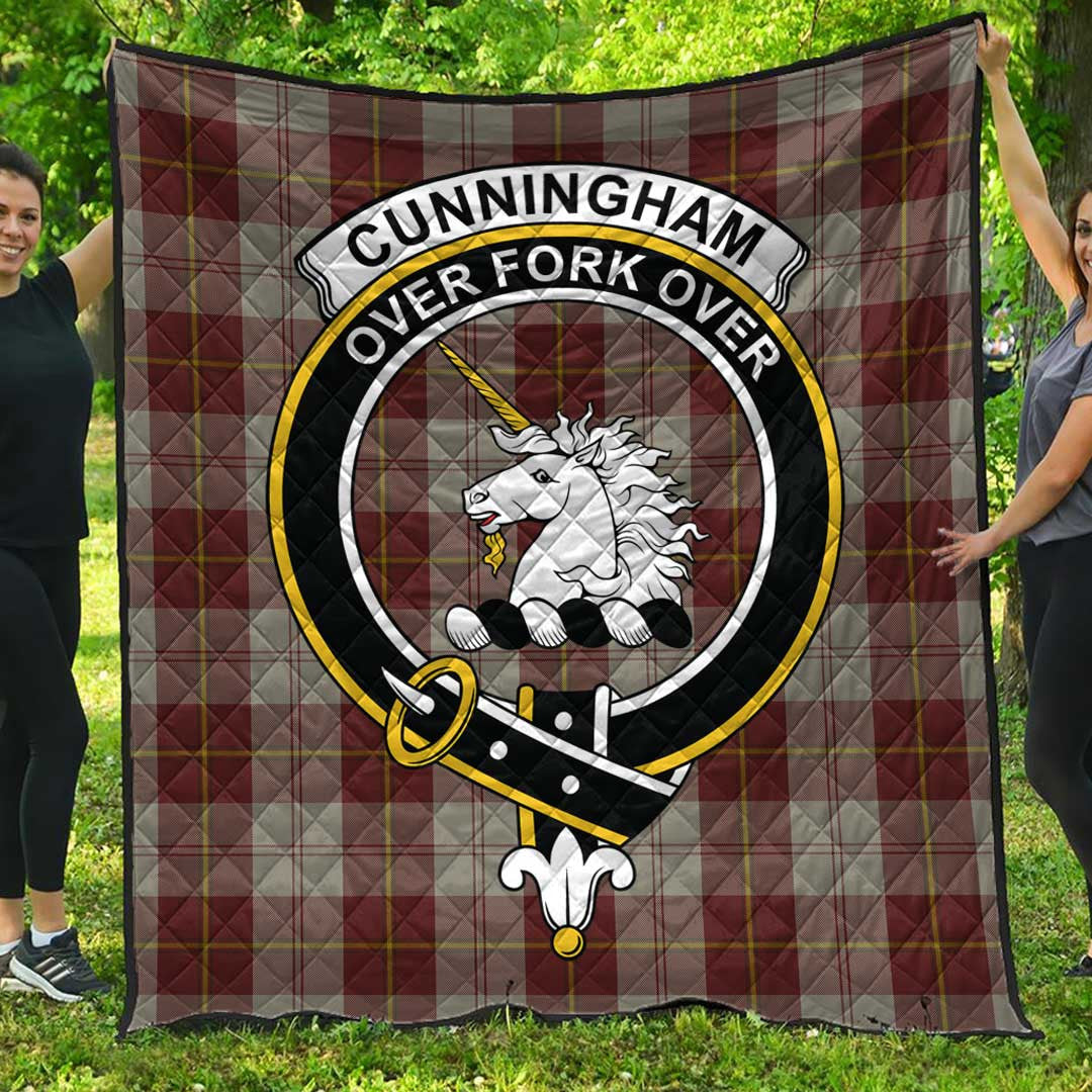 Cunningham Burgundy Dancers Tartan Crest Quilt