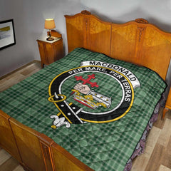 MacDonald Lord of the Isles Hunting Tartan Crest Quilt