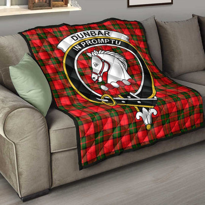 Dunbar Modern Tartan Crest Quilt