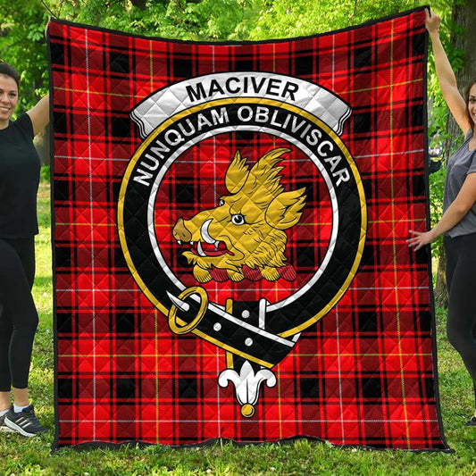 MacIver Modern Tartan Crest Quilt